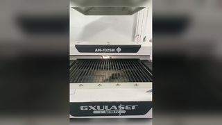 het snijden en het oppoetsen